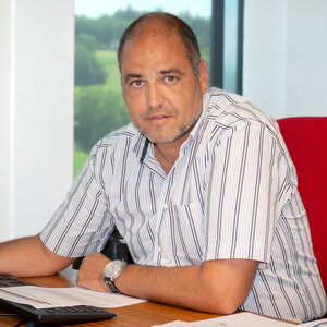 Daniel Schöni Daniel Schöni, Inhaber schoeni.ch Holding AG